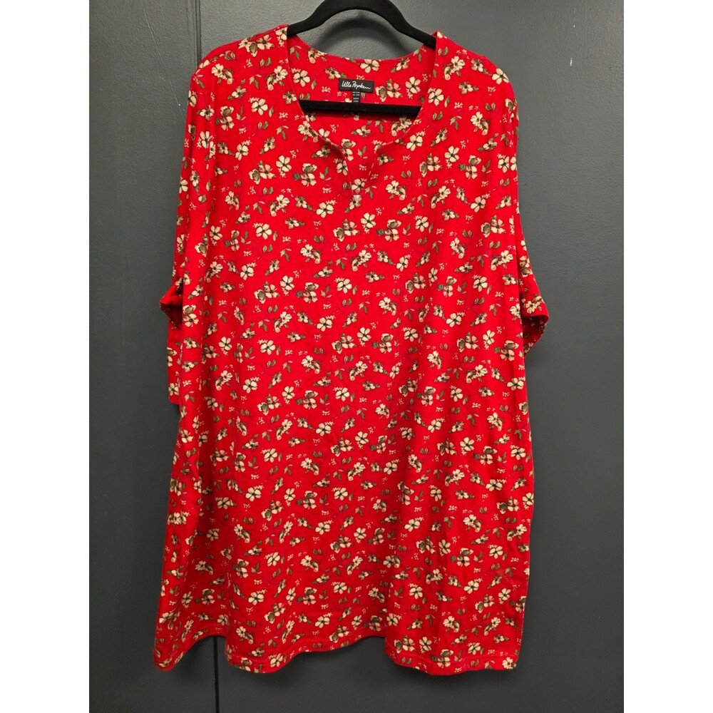 Ulla Popken red floral top 1007